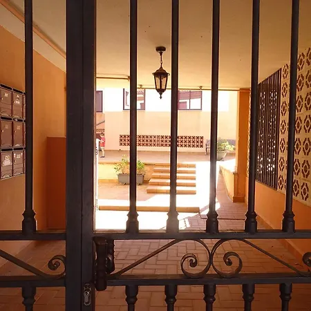 Intramuros Dentro De La Muralla *